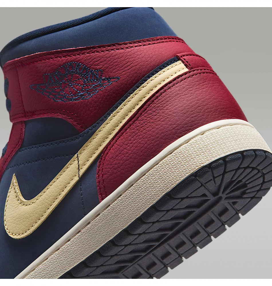 Outlet Кросівки чоловічі Air Jordan 1 Mid Se IO7449-600_image_6