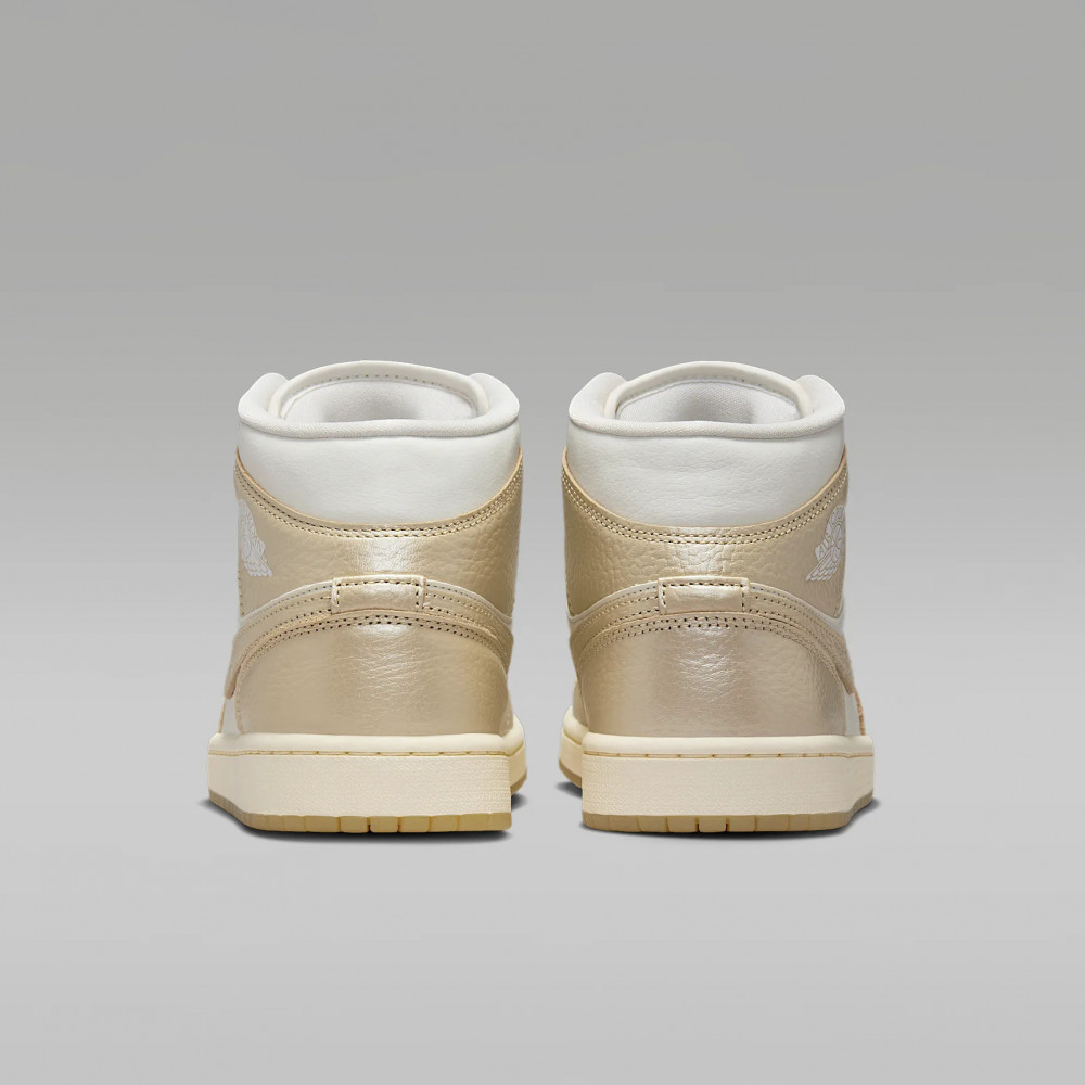Outlet Кросівки жіночі Air Jordan 1 Mid Se HV5159-100_image_8