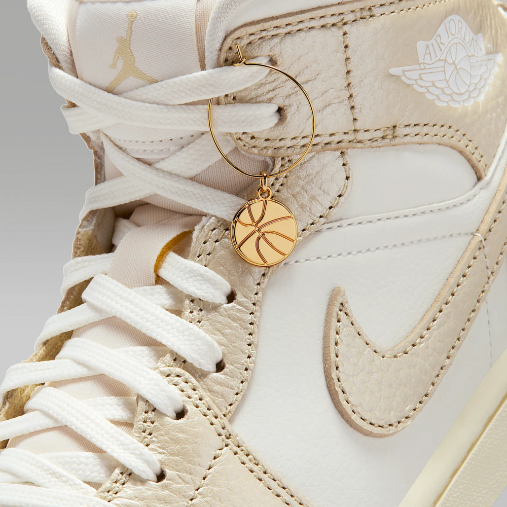 Outlet Кросівки жіночі Air Jordan 1 Mid Se HV5159-100_image_6