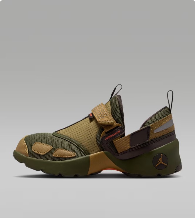 Outlet Жіночі кросівки Jordan Trunner LX IO4190-300_image_3