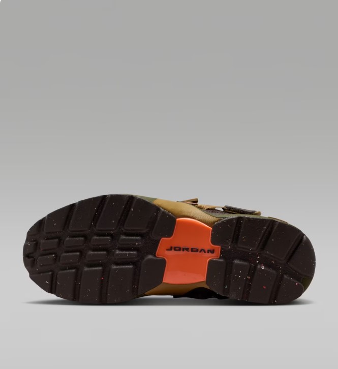 Outlet Жіночі кросівки Jordan Trunner LX IO4190-300_image_6