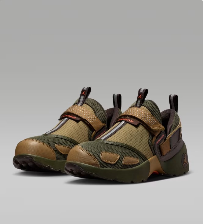 Outlet Жіночі кросівки Jordan Trunner LX IO4190-300_image_5