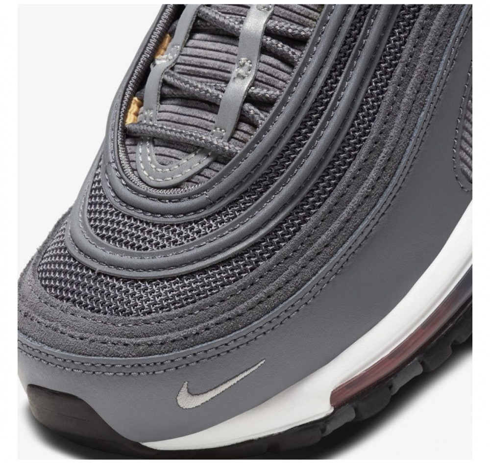 Outlet Кроссовки NIKE W AIR MAX 97 SE DD1499-001_image_3