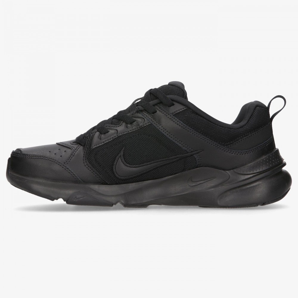 Outlet Чоловічі кросівки Nike Defy All Day DJ1196-001