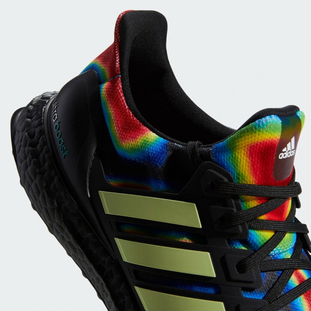 Outlet Мужские кроссовки Adidas Ultraboost BM GZ2922_image_5