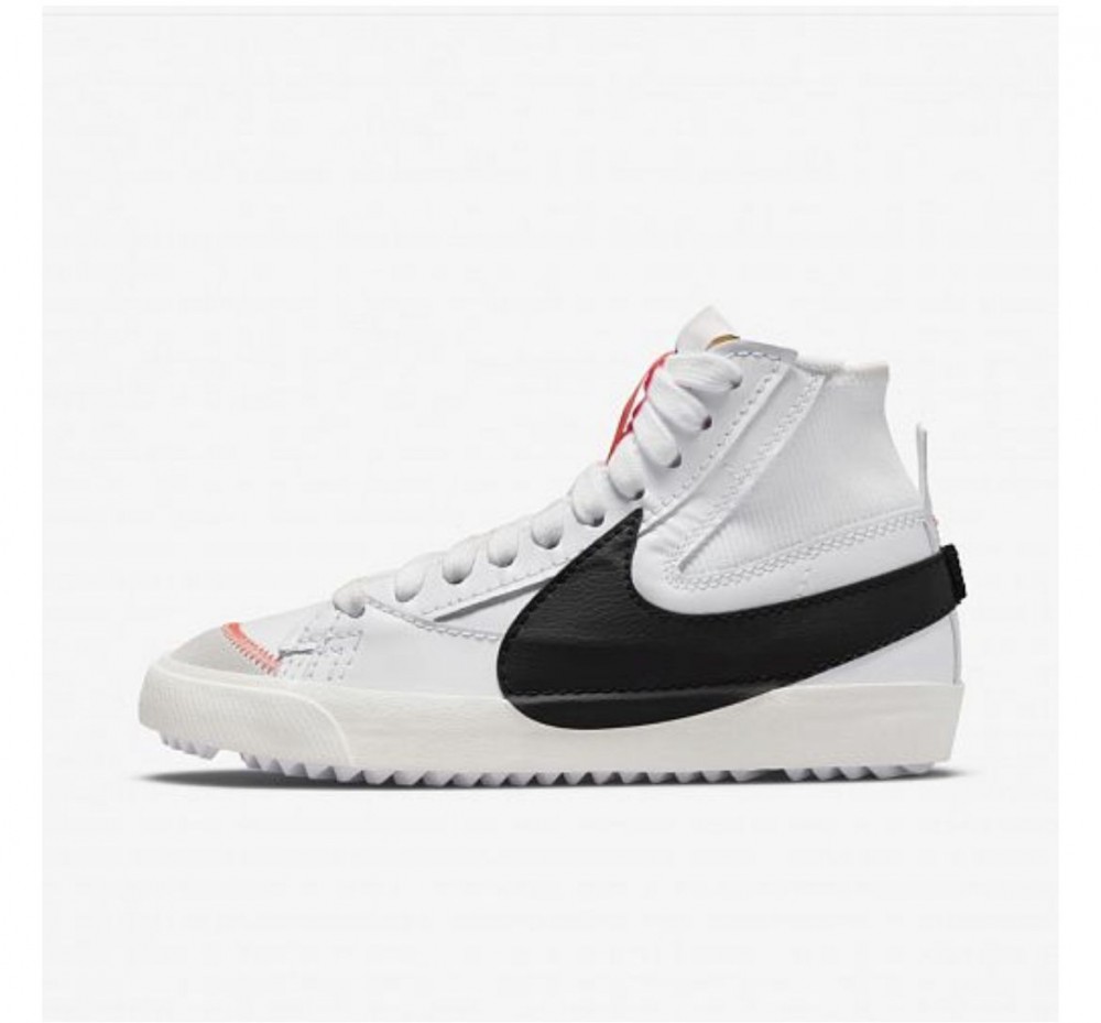 Outlet Жіночі кросівки Nike W Blazer Mid DQ1471-100