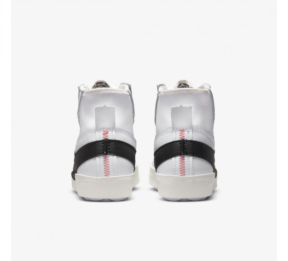 Outlet Жіночі кросівки Nike W Blazer Mid DQ1471-100_image_6