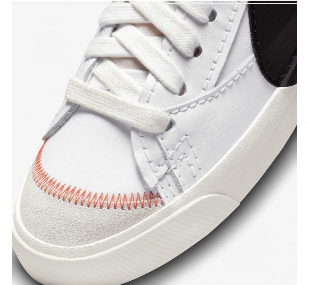 Outlet Жіночі кросівки Nike W Blazer Mid DQ1471-100_image_3