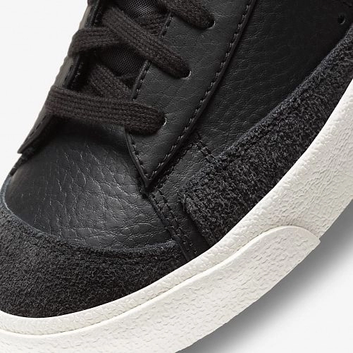 Outlet Чоловічі кросівки Nike Blazer Mid 77 Vintage Black BQ6806-002_image_6