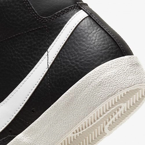 Outlet Чоловічі кросівки Nike Blazer Mid 77 Vintage Black BQ6806-002_image_5