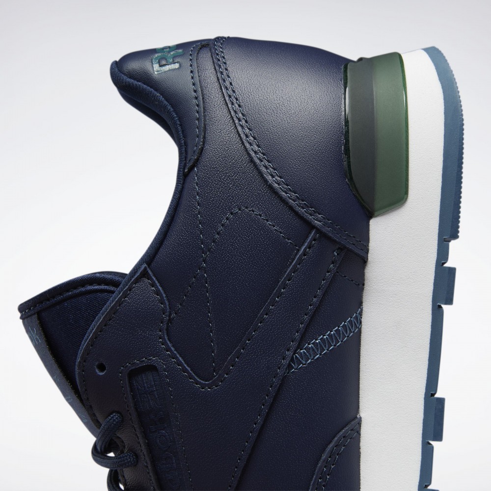 Outlet Чоловічі кросівки Reebok Classic Leather Clip GX0368_image_4