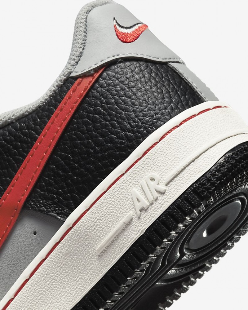 Outlet Кросівки Nike Air Force 1 Lv8 Emb (Gs) Black DJ9993-001_image_3