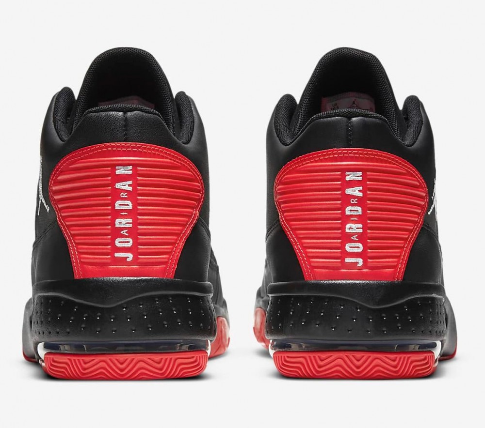 Outlet Чоловічі кросівки Jordan Max Aura 2 CK6636-060_image_4