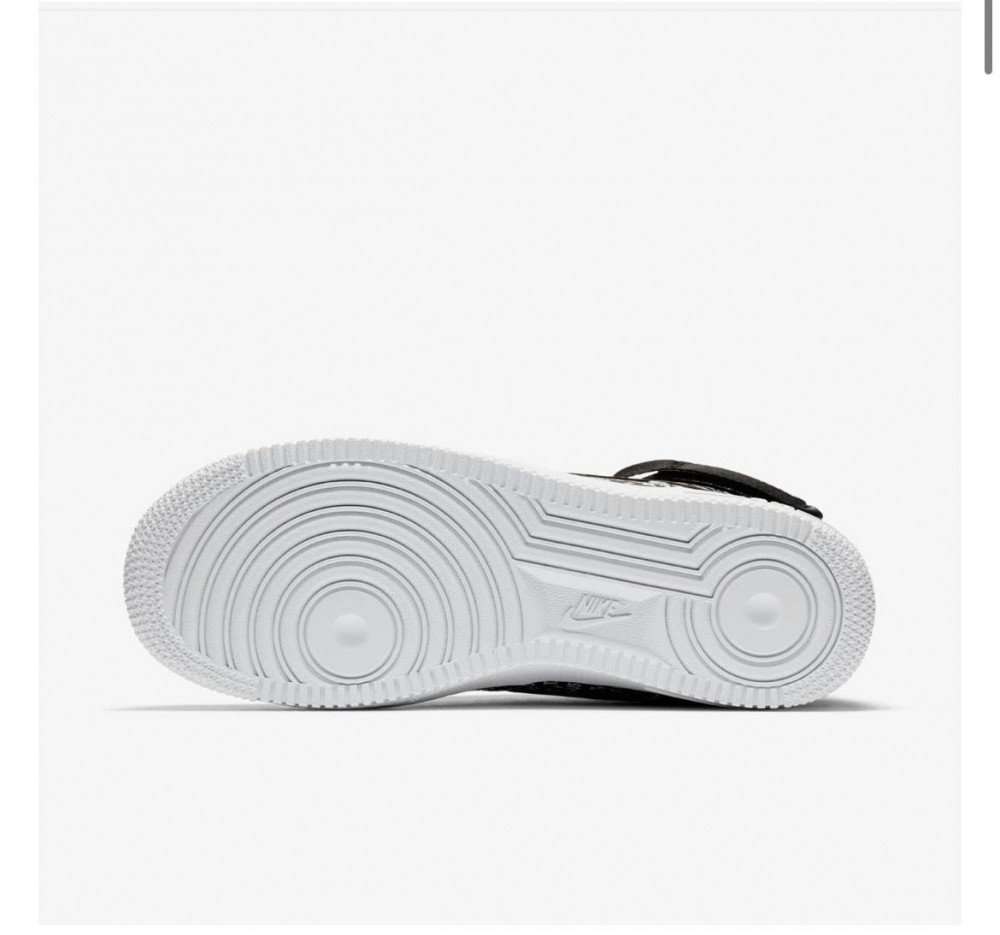 Outlet Кросівки Nike Wmns Air Force 1 Hi Lx AO5138-001_image_5