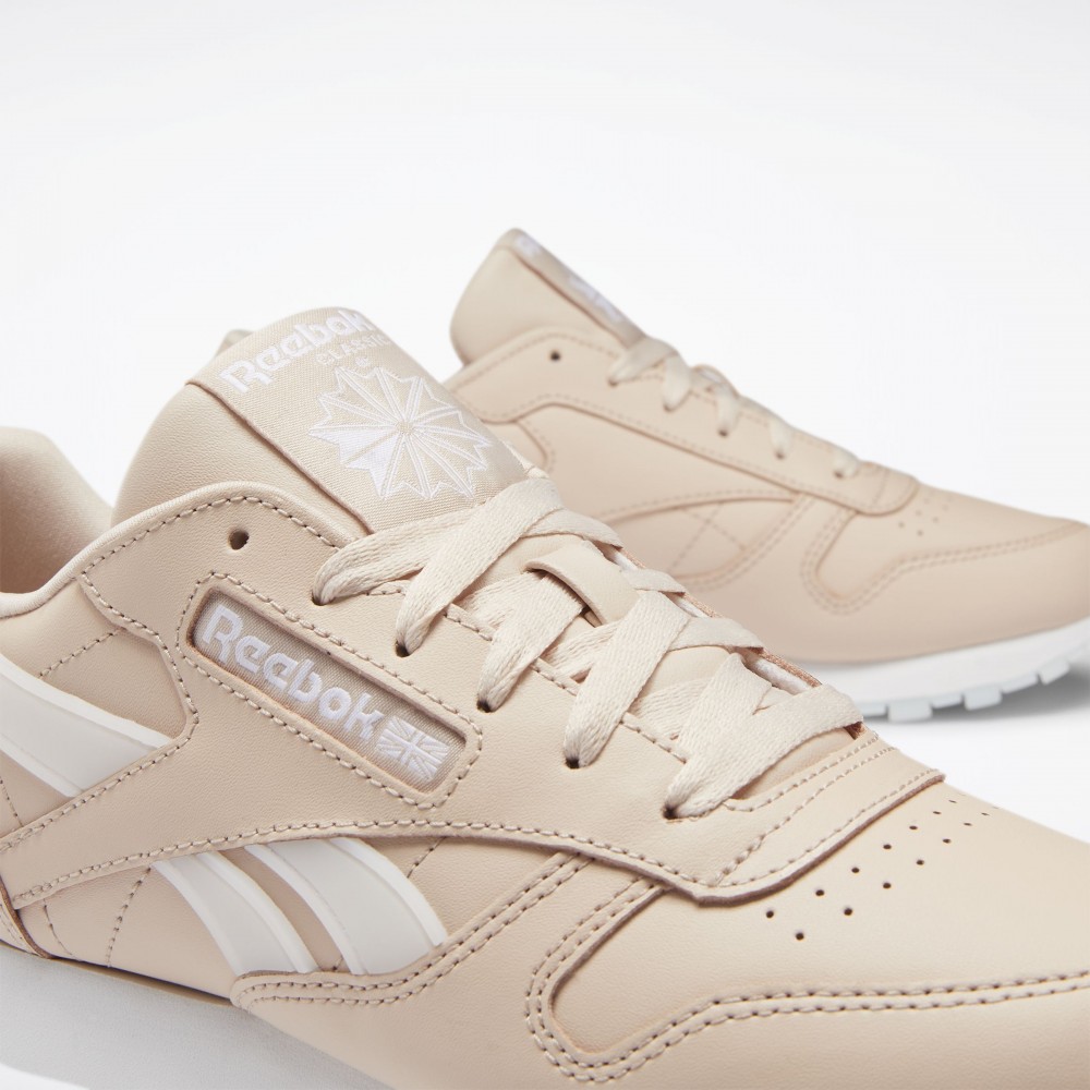 Outlet Жіночі кросівки Reebok Classic Leather DV6447_image_3