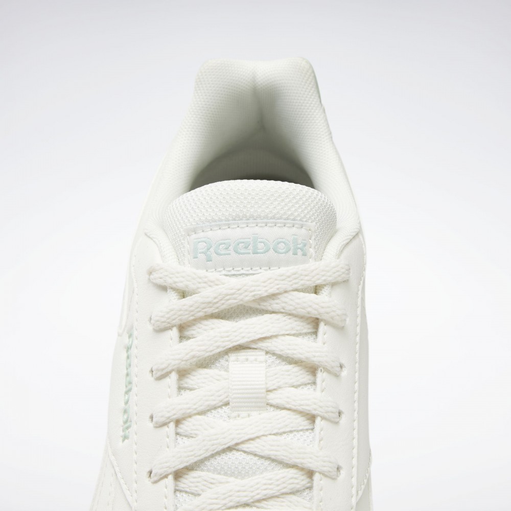 Outlet Жіночі кросівки Reebok Classic Leather GW5136_image_5