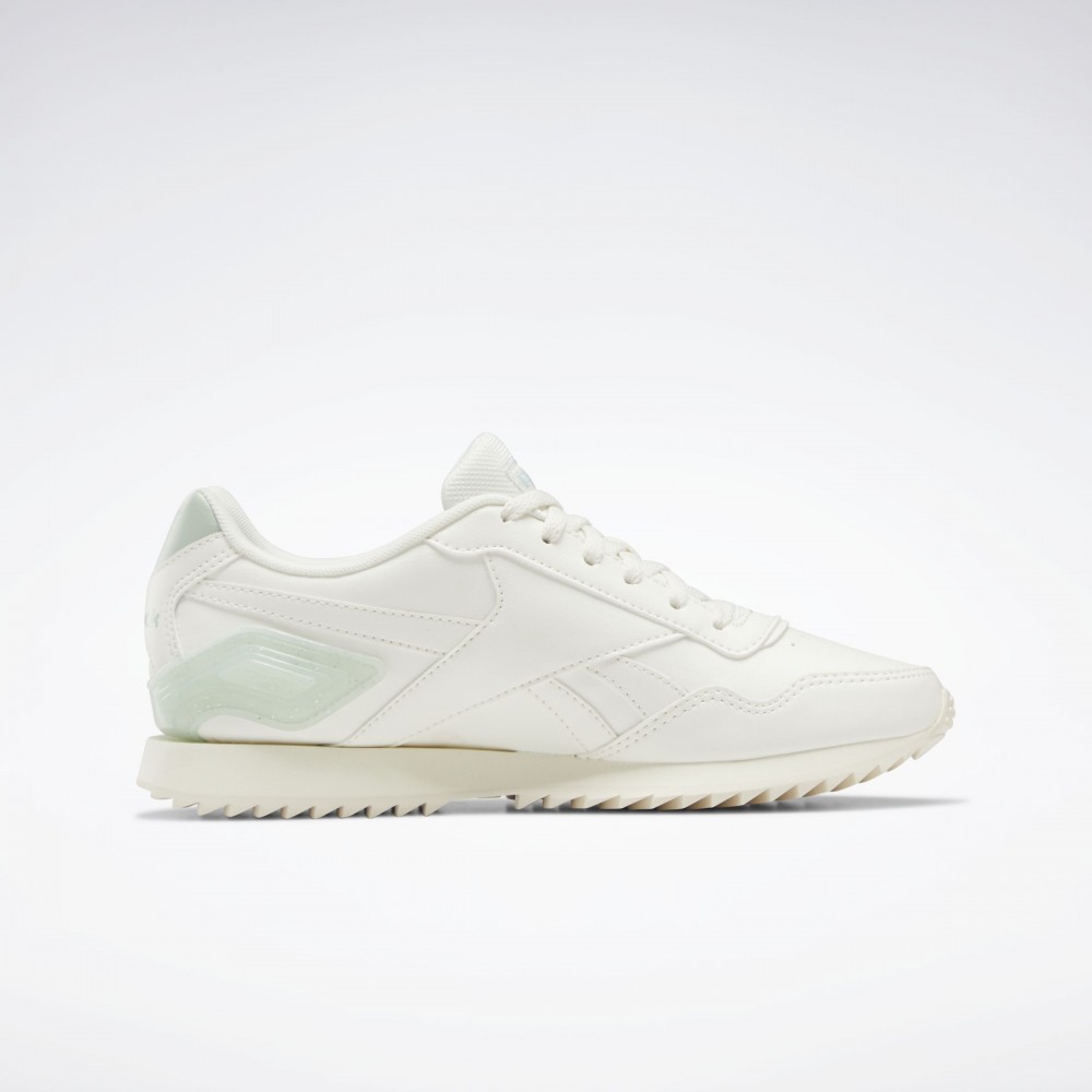 Outlet Жіночі кросівки Reebok Classic Leather GW5136_image_4