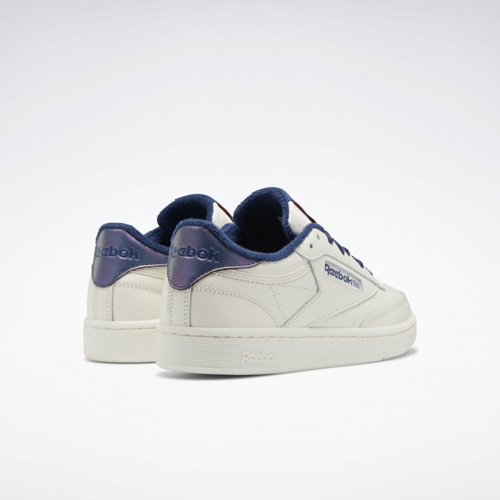 Outlet Жіночі кросівки Reebok Classic Leather GX1129