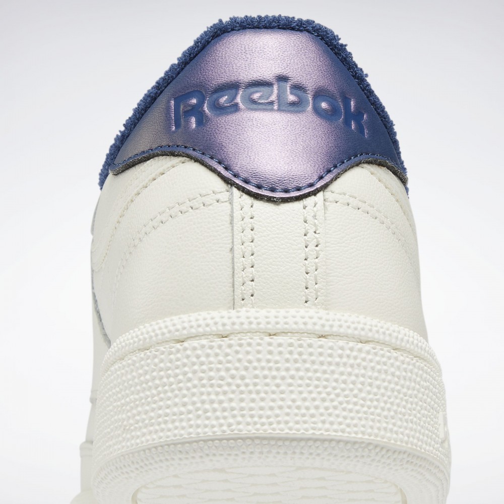 Outlet Жіночі кросівки Reebok Classic Leather GX1129_image_5