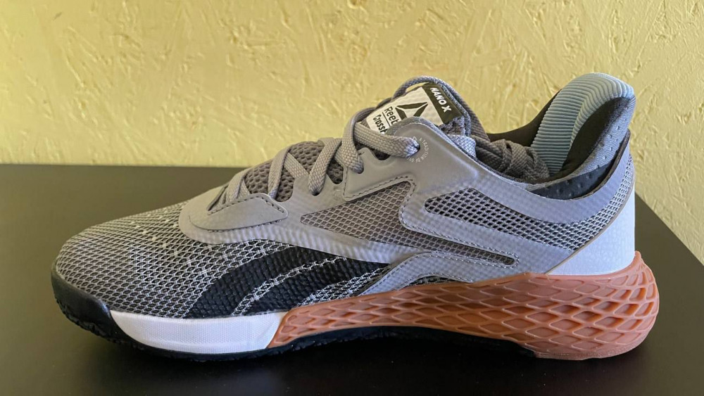 Outlet Жіночі кросівки Reebok Nano X EH3093