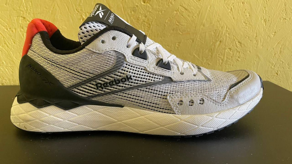 Outlet Жіночі кросівки Reebok Nano Run EH3220