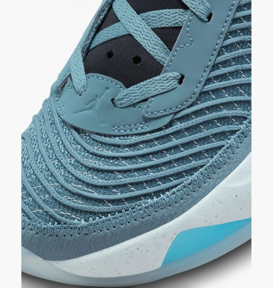 Outlet Кросівки чоловічі Air Jordan Luka 1 „Next Nature” DR9830-400_image_3
