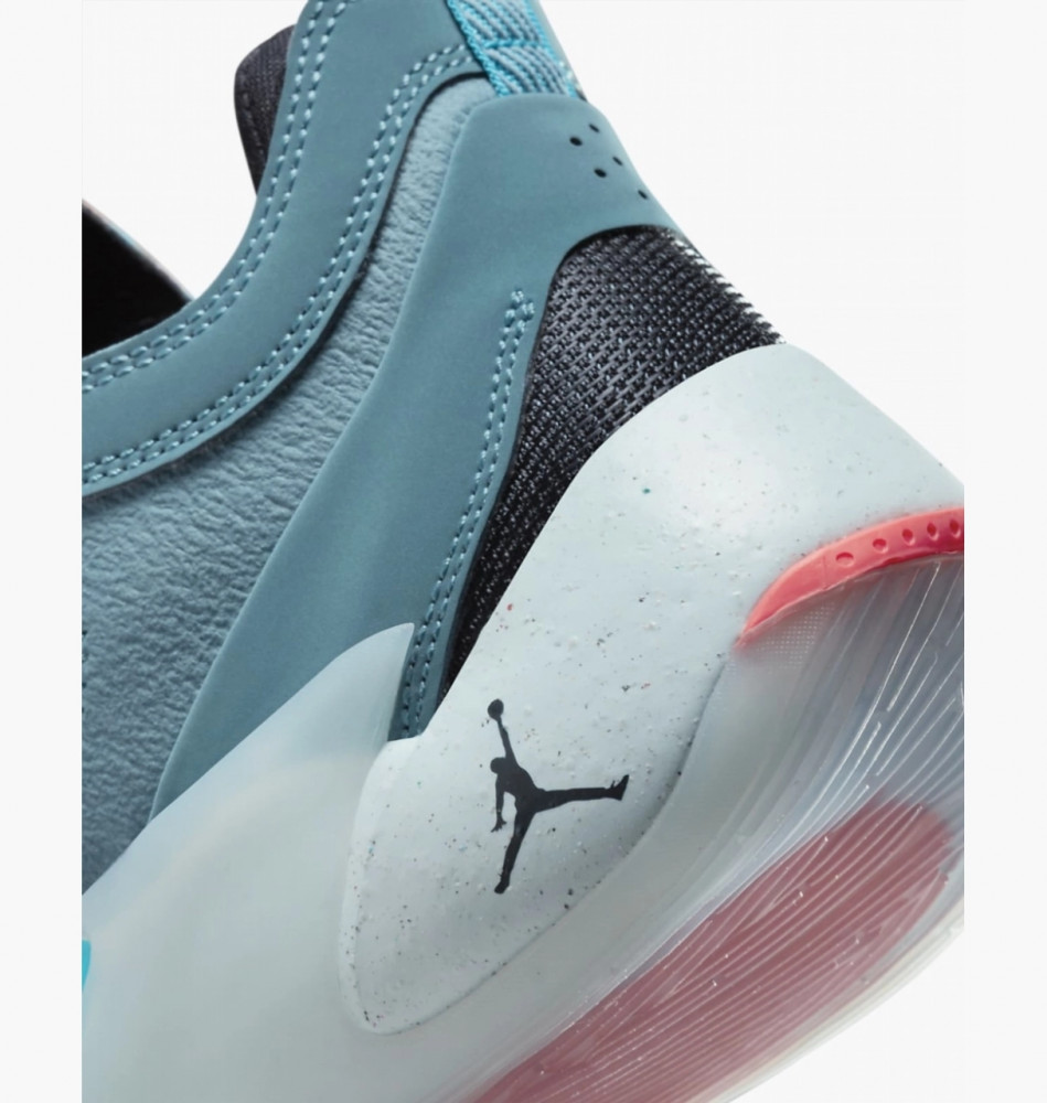 Outlet Кросівки чоловічі Air Jordan Luka 1 „Next Nature” DR9830-400_image_4