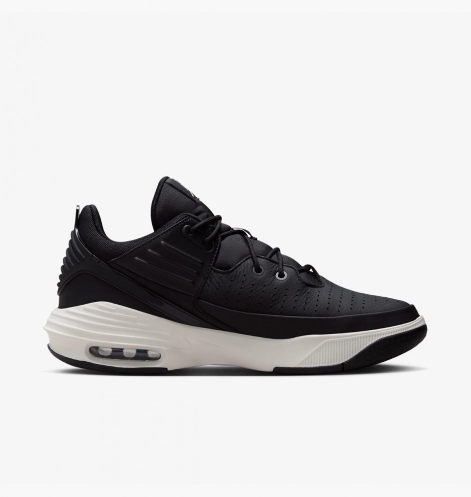 Outlet Кросівки чоловічі Air Jordan Max Aura 5 DZ4353-010