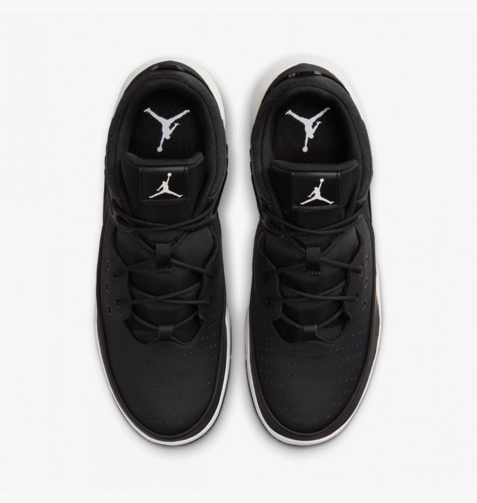 Outlet Кроссовки мужские Air Jordan Max Aura 5 DZ4353-010_image_3