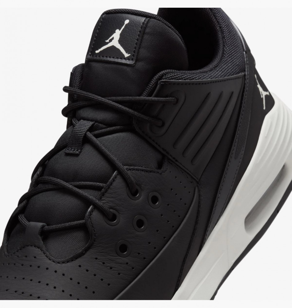 Outlet Кроссовки мужские Air Jordan Max Aura 5 DZ4353-010_image_4