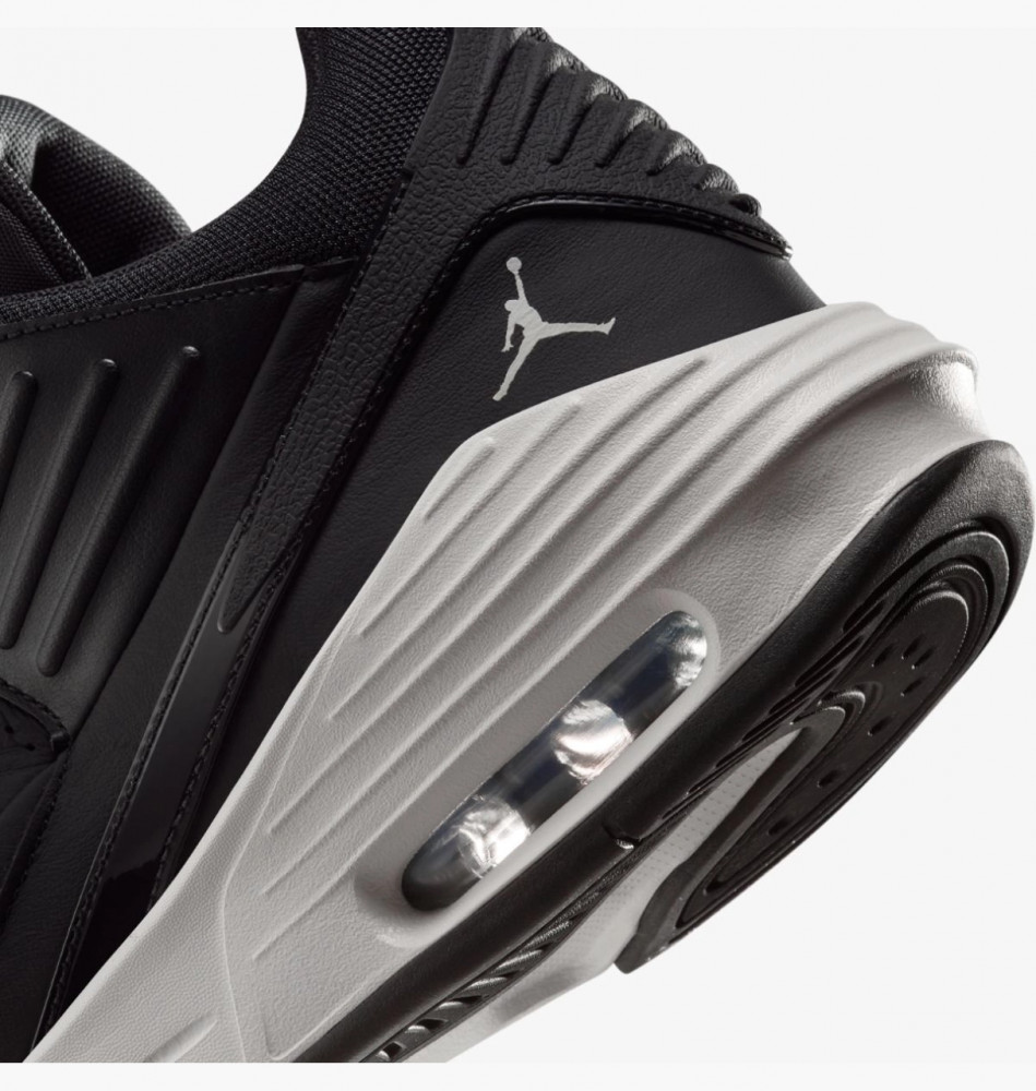 Outlet Кроссовки мужские Air Jordan Max Aura 5 DZ4353-010_image_7