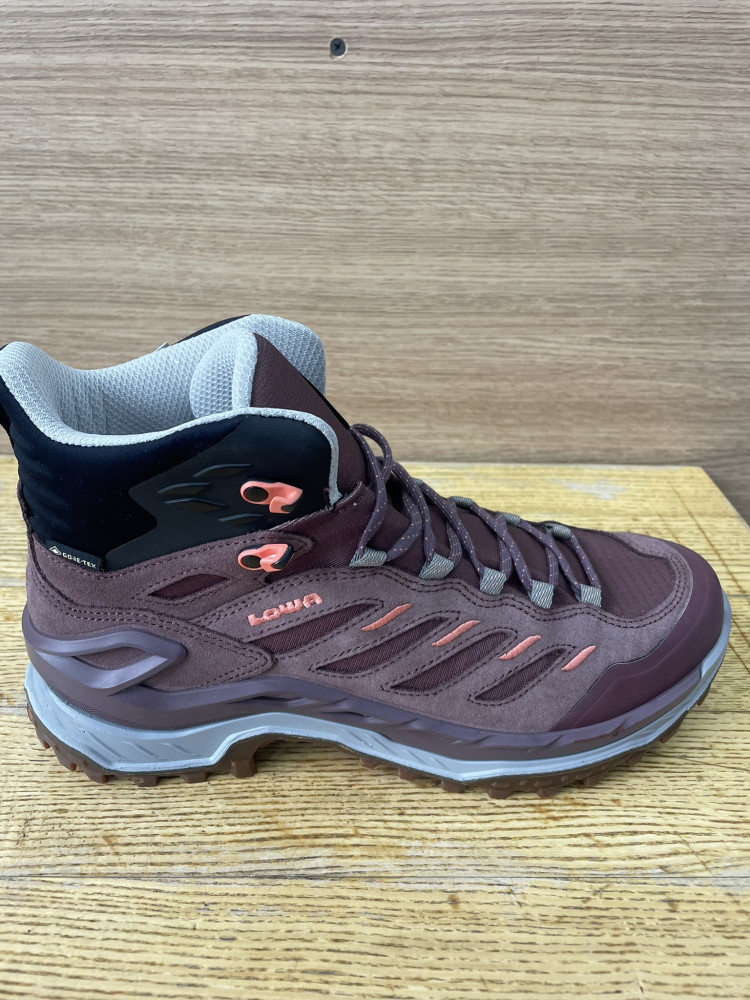 Outlet Жіночі черевики LOWA INNOVO GTX Mid W 7321331000-5103