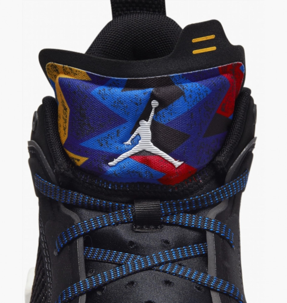 Outlet Кросівки унісекс Air Jordan Air Xxxvii Low DQ4122-061_image_4