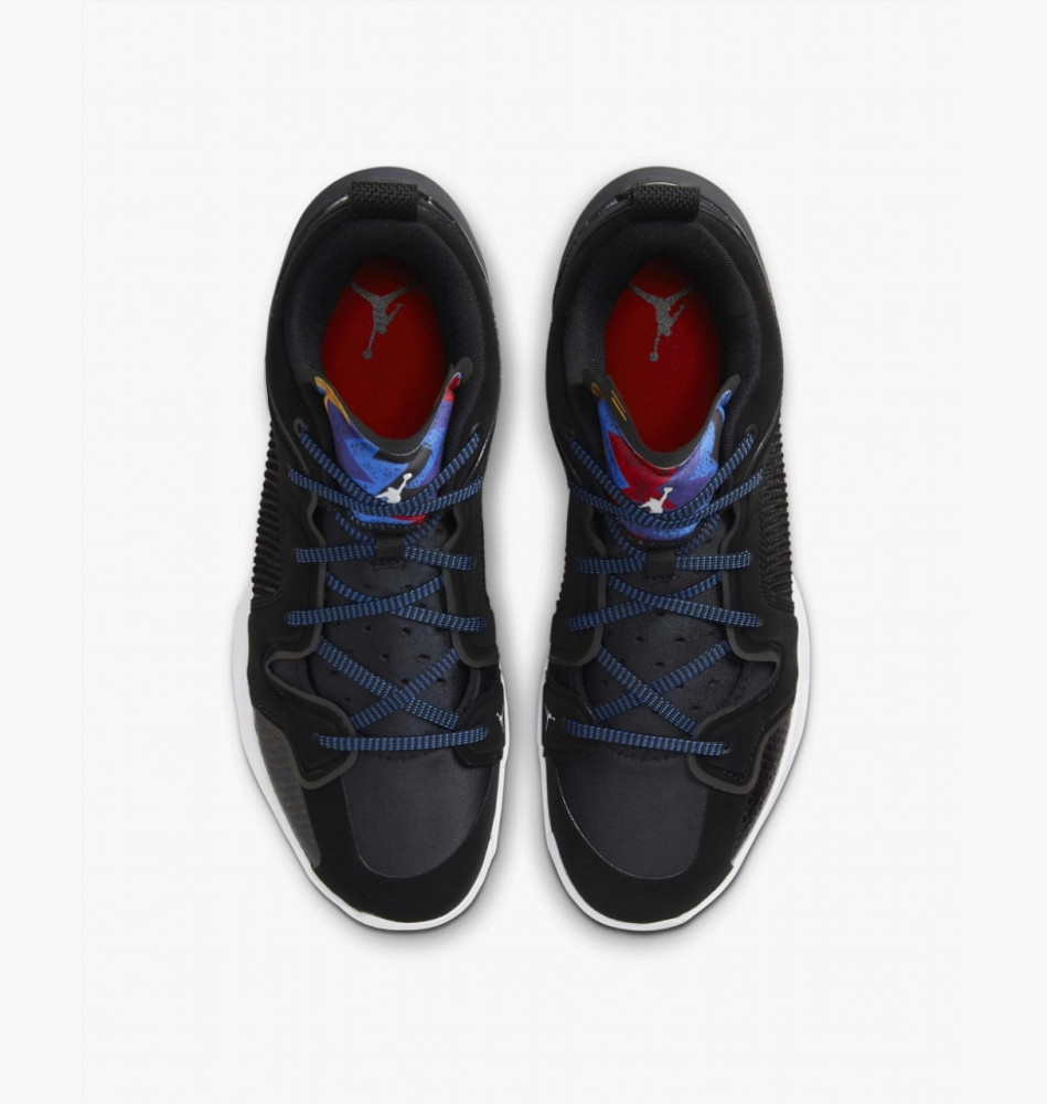 Outlet Кросівки унісекс Air Jordan Air Xxxvii Low DQ4122-061_image_7