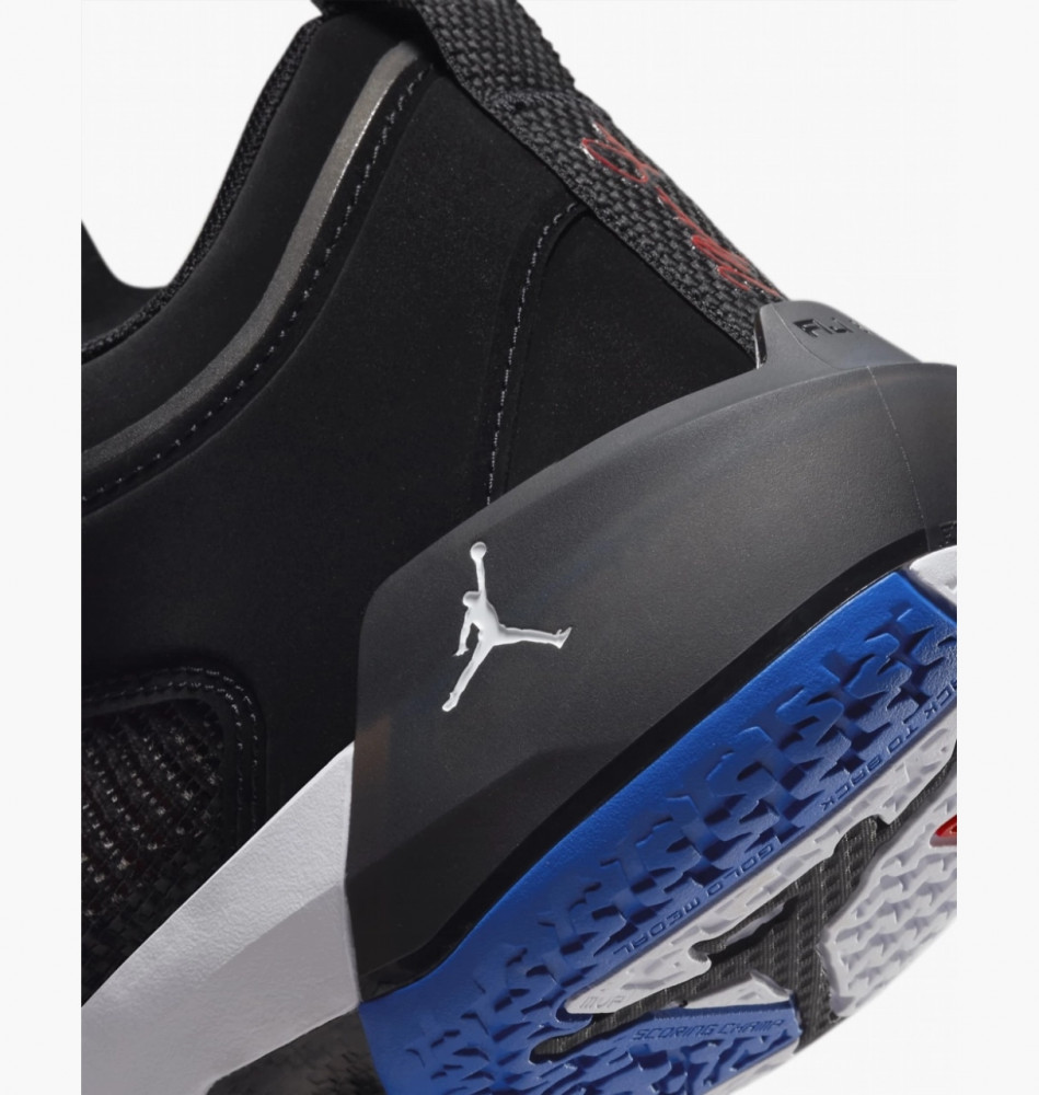 Outlet Кросівки унісекс Air Jordan Air Xxxvii Low DQ4122-061_image_3