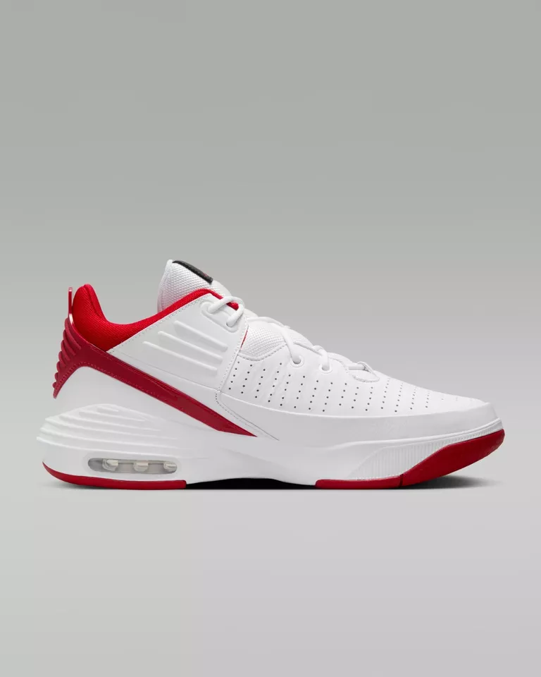 Outlet Чоловічі кросівки Nike Jordan Max Aura 5 DZ4353-106