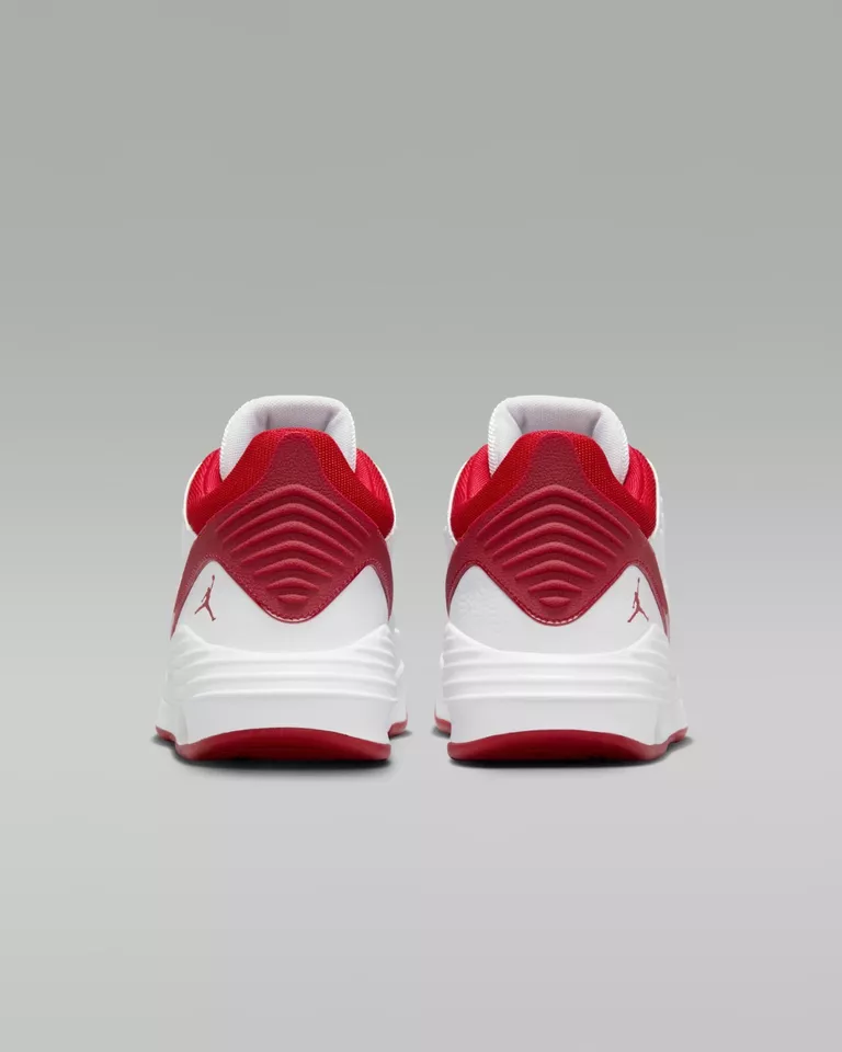Outlet Чоловічі кросівки Nike Jordan Max Aura 5 DZ4353-106_image_4