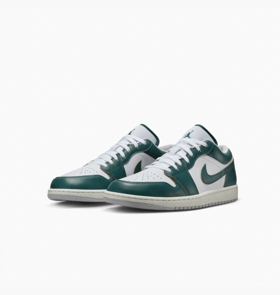 Outlet Кросівки чоловічі Air Jordan 1 Low Se FQ7687-300_image_3