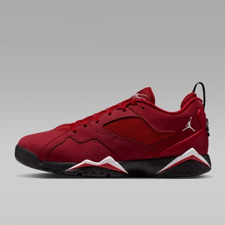 Outlet Чоловічі кросівки Nike Air Jordan MVP 92 HQ3950-600