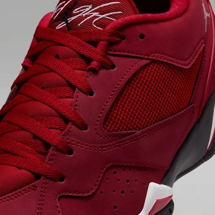 Outlet Чоловічі кросівки Nike Air Jordan MVP 92 HQ3950-600_image_5