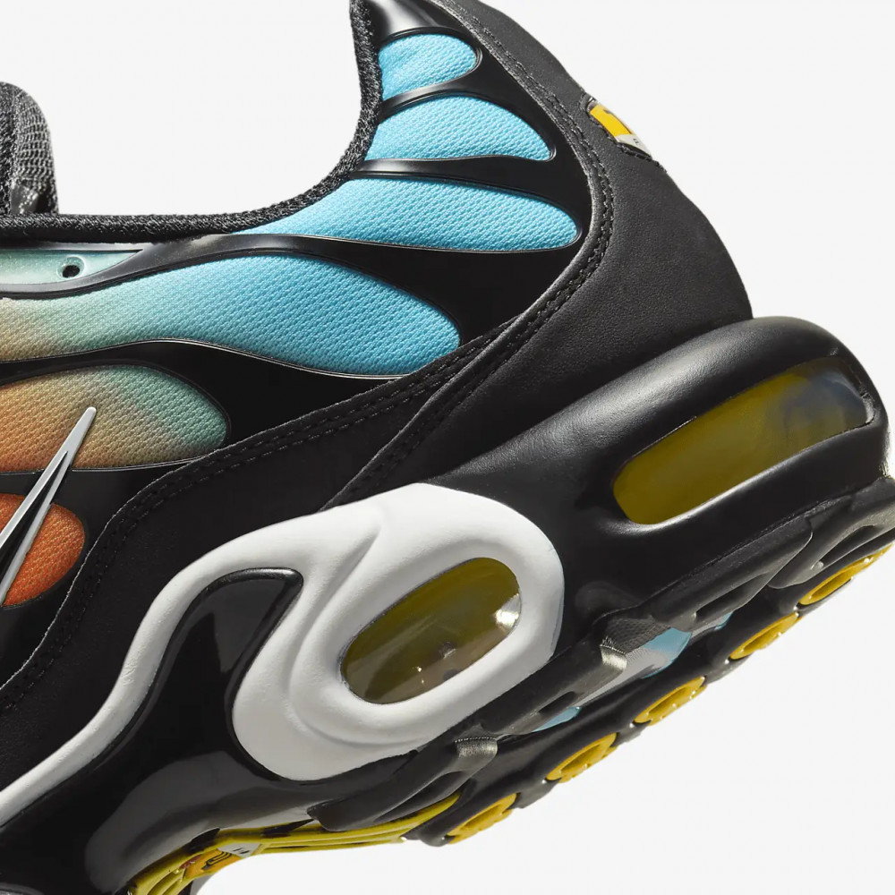 Outlet Кросівки Nike Air Max Plus HV2526-001_image_5
