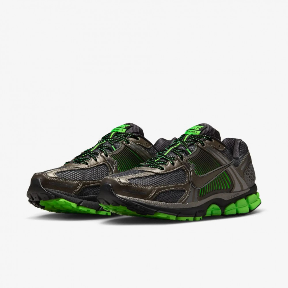 Outlet Кросівки Nike Zoom Vomero 5 IB2988-001_image_4