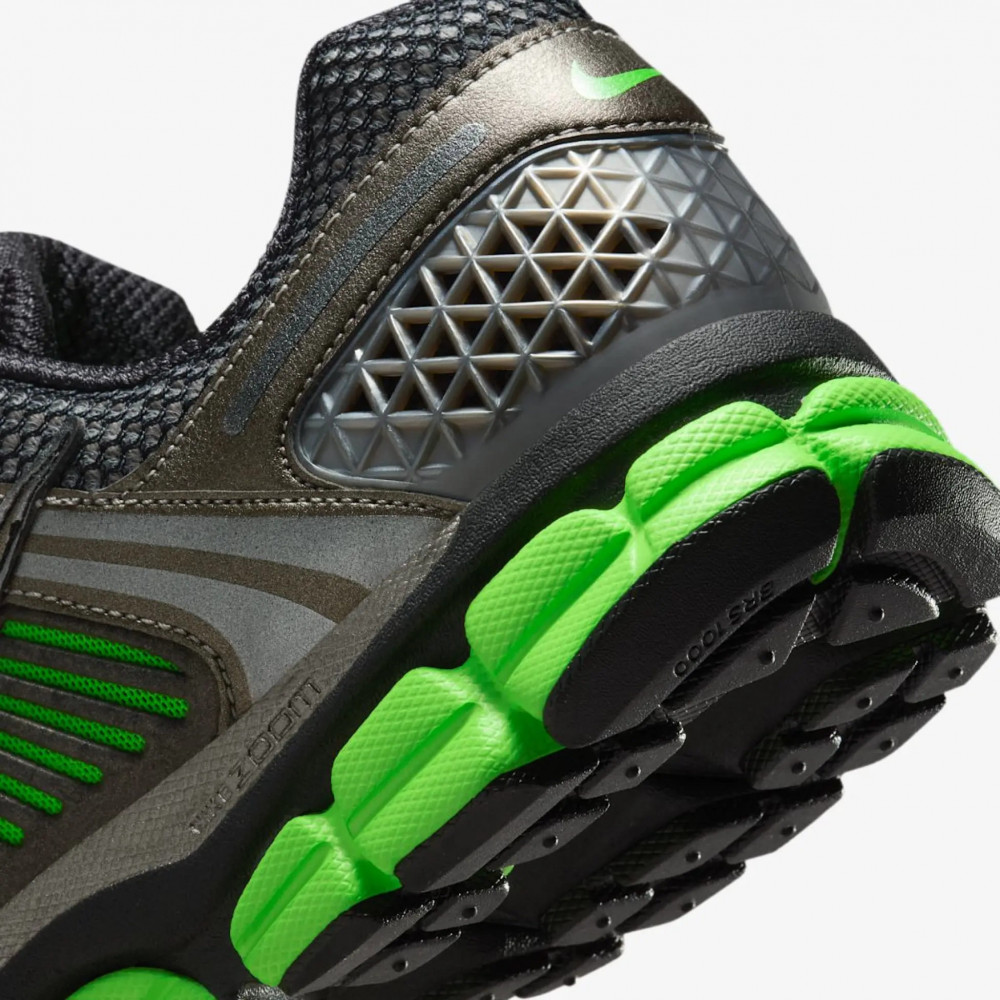 Outlet Кросівки Nike Zoom Vomero 5 IB2988-001_image_8