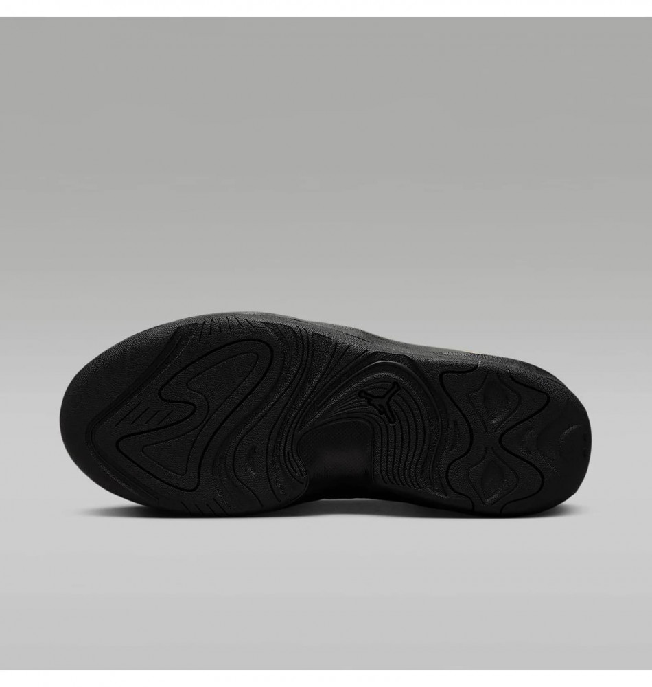 Outlet Чоловічі кросівки Jordan Max Aura 7 HQ2091-007_image_3