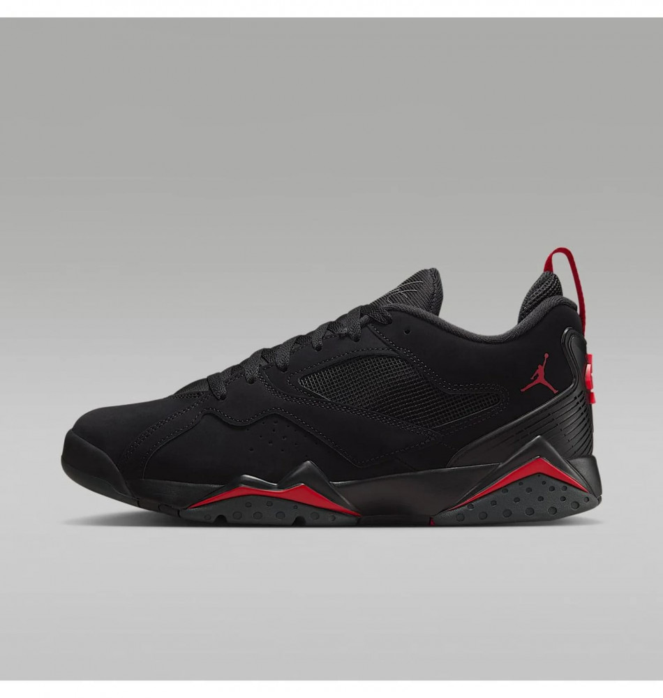 Outlet Кросівки чоловічі Air Jordan 7 Rm HQ3950-006