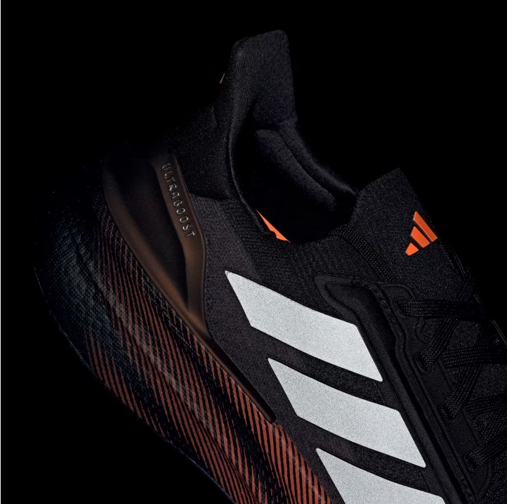 Outlet Чоловічі кросівки Adidas Ultraboost 5x JQ9082_image_6