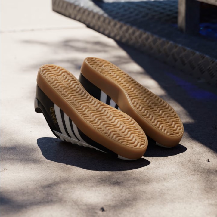 Outlet Кросівки чоловічі Adidas Vl Court 3.0 JR8638