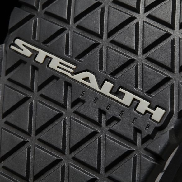 Outlet Чоловічі черевики Adidas Trail Cross BB4772_image_7