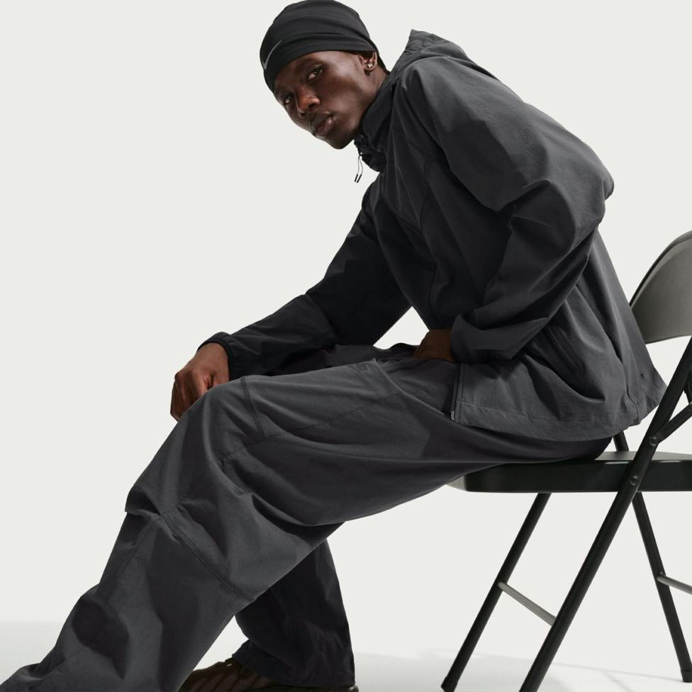 Outlet Чоловічі брюки NIKE M NK DF TCH WVN PANT IU6966-060_image_3