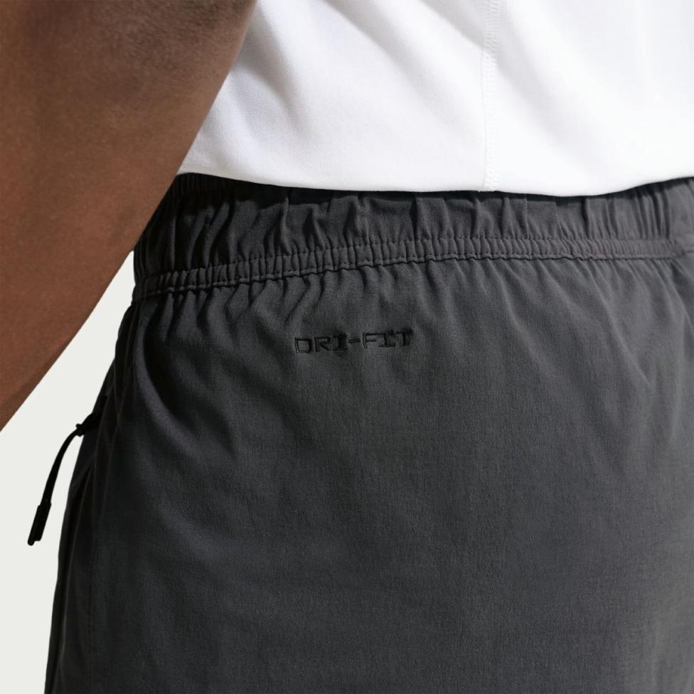 Outlet Чоловічі брюки NIKE M NK DF TCH WVN PANT IU6966-060_image_6
